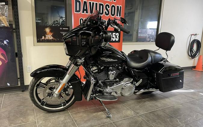 2017 Harley-Davidson® FLHXS - Street Glide® Special