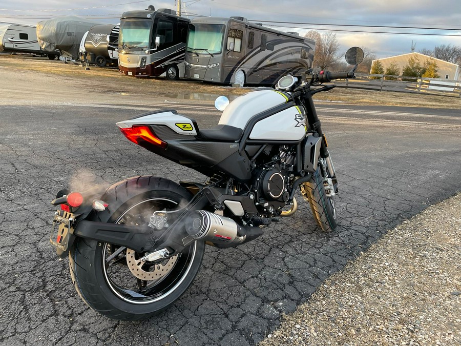 2023 CFMOTO 700CL-X Sport