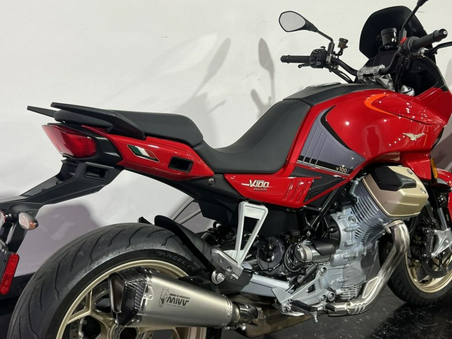 2023 Moto Guzzi V100 Mandello