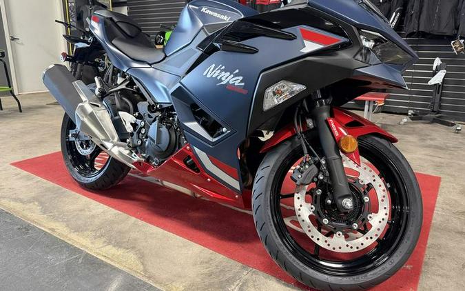 2026 Kawasaki Ninja® 500 ABS Metallic Matte Twilight Blue
