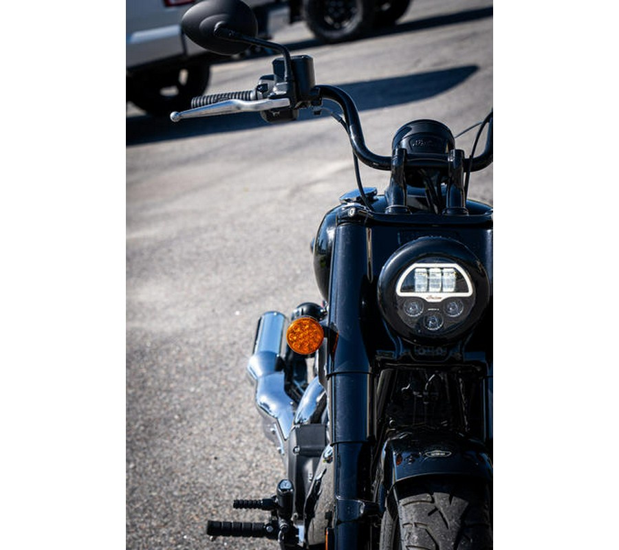 2022 Indian Motorcycle® Chief® Bobber ABS Black Metallic