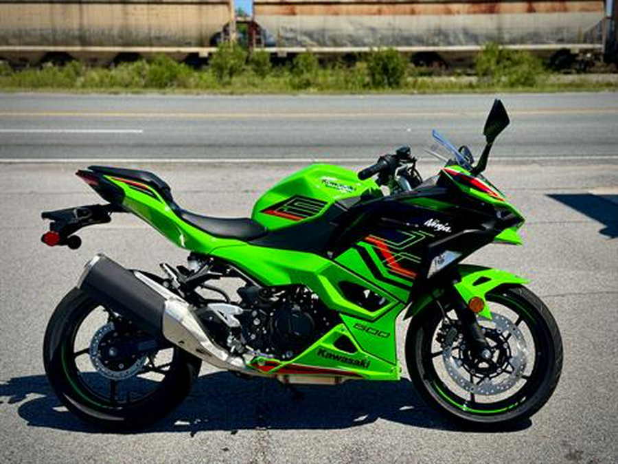 2024 Kawasaki Ninja 500 KRT Edition