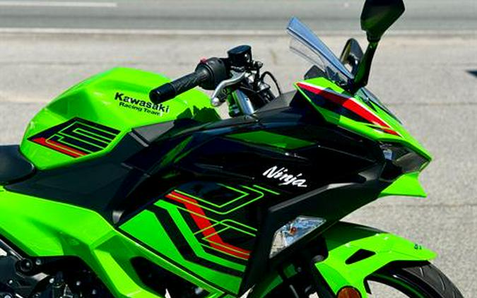 2024 Kawasaki Ninja 500 KRT Edition