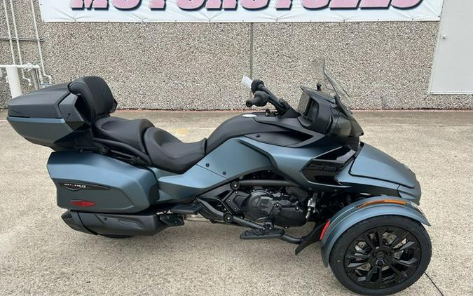 2026 Can-Am Spyder F3 Limited Dark