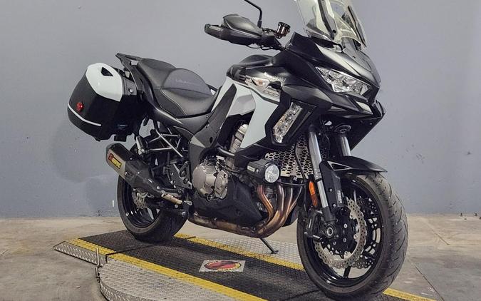 2019 Kawasaki Versys 1000 SE LT+