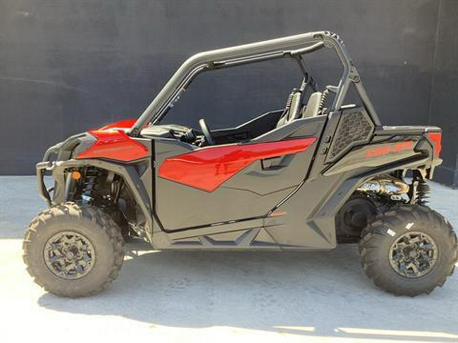 2024 Can-Am Maverick Trail DPS 1000