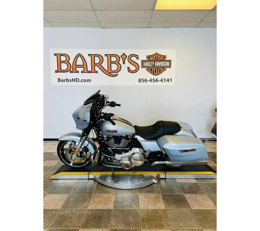 2025 Harley-Davidson® FLHX - Street Glide®