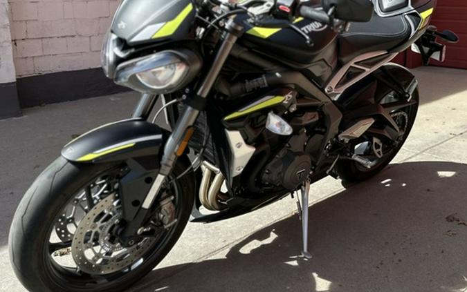 2020 Triumph Street Triple RS Matte Jet Black