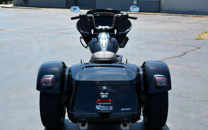 2026 Harley-Davidson® Road Glide 3 Vivid Black