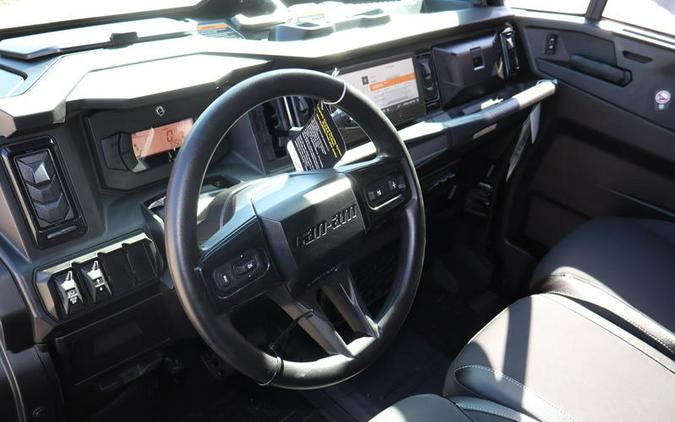 2026 Can-Am Defender MAX Limited HD11