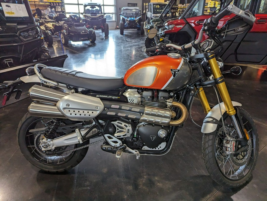 2022 Triumph Scrambler 1200 XE Gold Line