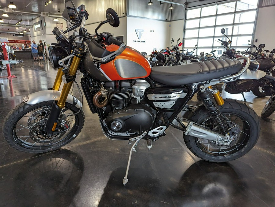 2022 Triumph Scrambler 1200 XE Gold Line