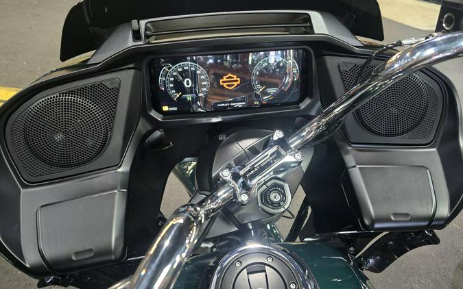 2024 Harley-Davidson Road Glide® Alpine Green