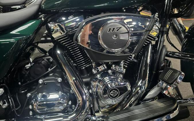 2024 Harley-Davidson Road Glide® Alpine Green