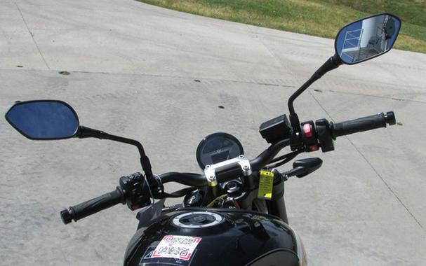 2025 Triumph Trident 660 Cosmic Yellow/Sapphire Black