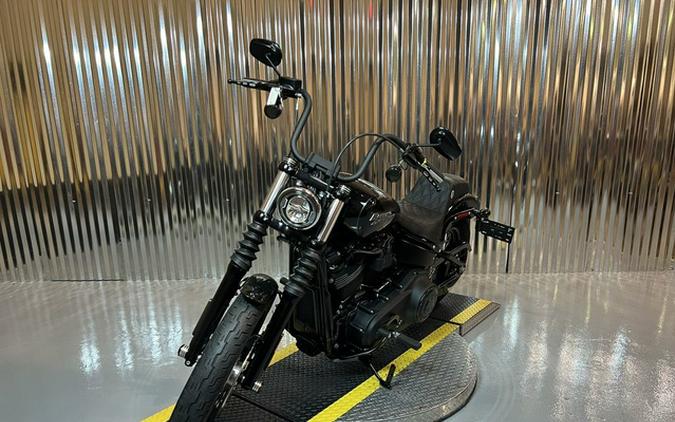 2018 Harley-Davidson Softail FXBB - Street Bob
