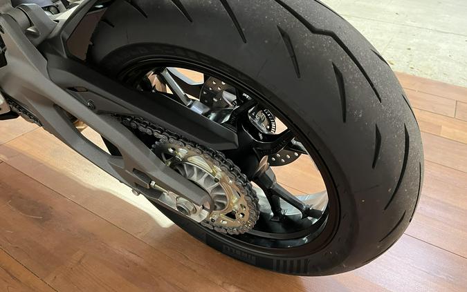 2026 Ducati PANIGALE V2
