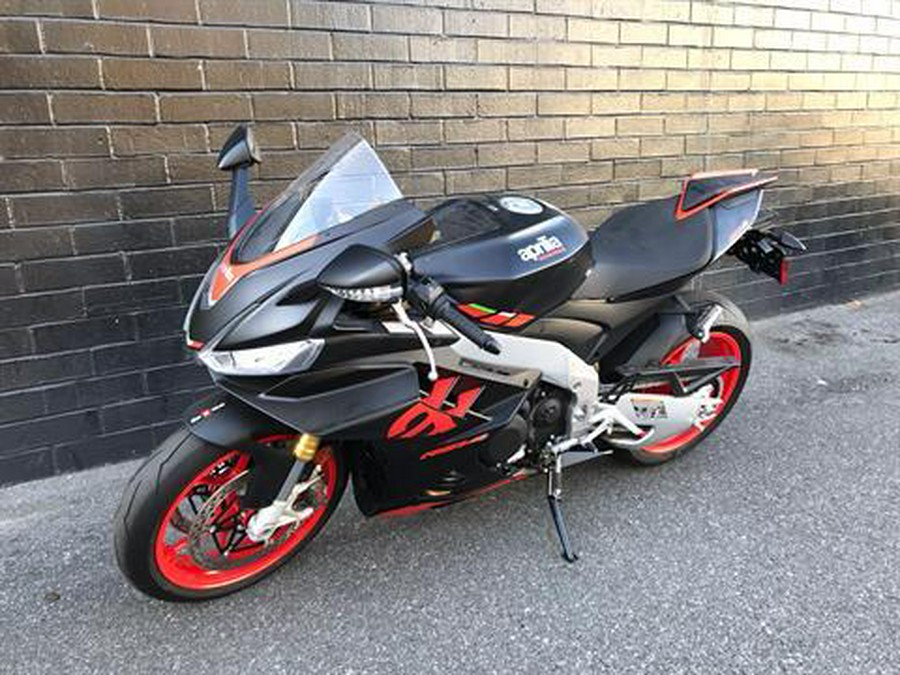 2023 Aprilia RSV4 1100