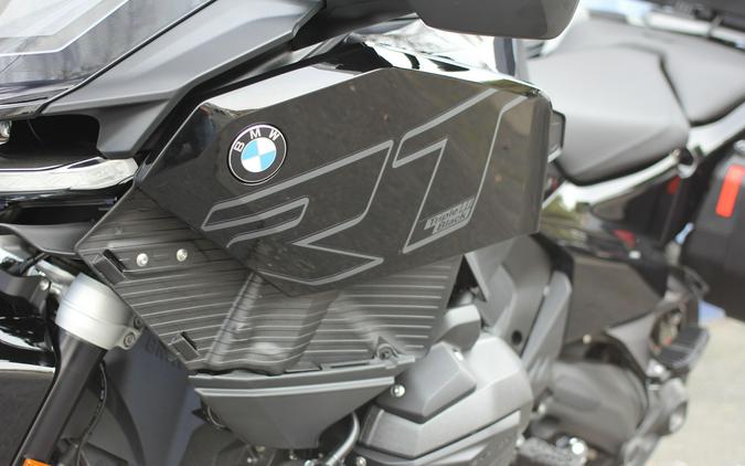 2026 BMW R 1300 RT