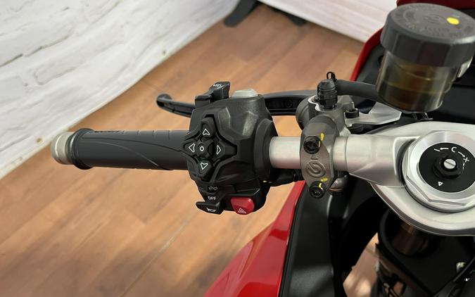 2026 Ducati PANIGALE V2