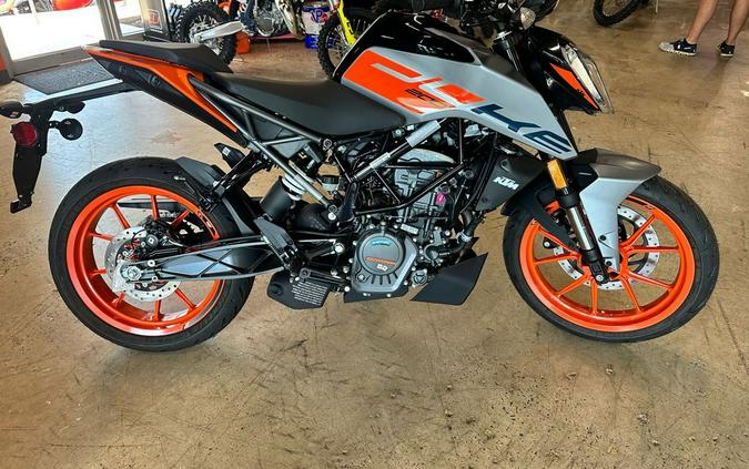 2023 KTM 200 DUKE GREY