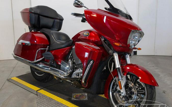 2012 Victory Motorcycles Cross Country Tour