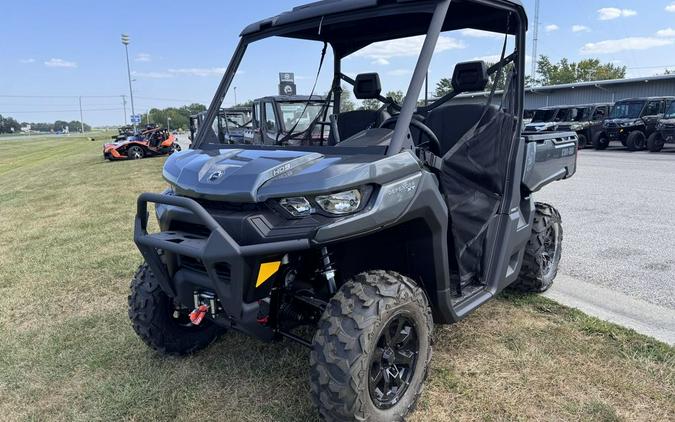 2024 Can-Am® Defender XT HD9