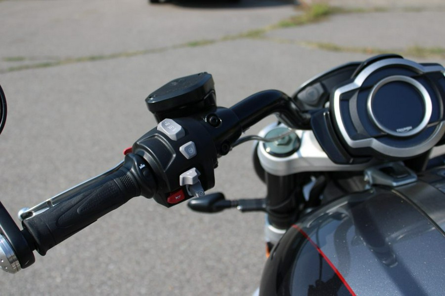 2022 TRIUMPH ROCKET 3 GT