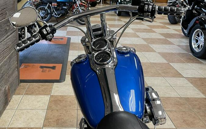 2004 Harley-Davidson Low Rider® Impact Blue