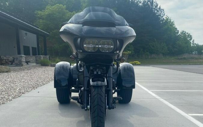 2024 Harley-Davidson Road Glide 3 Vivid Black (Black Finish w/Cast Wheels)