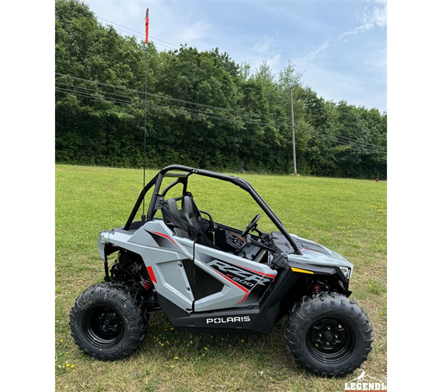 2024 Polaris RZR 200 EFI