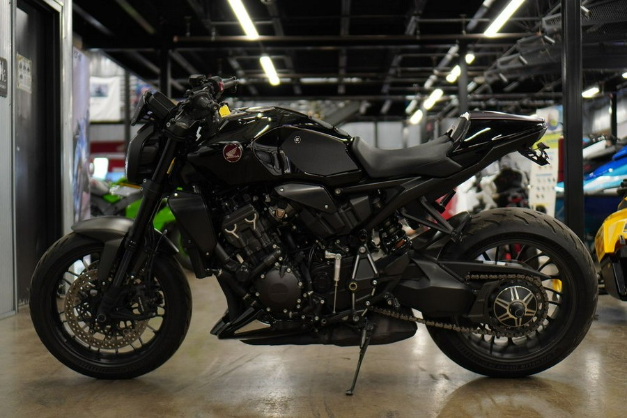 2021 Honda® CB1000R Black Edition