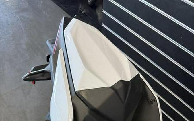 2026 Kawasaki Z500 SE ABS