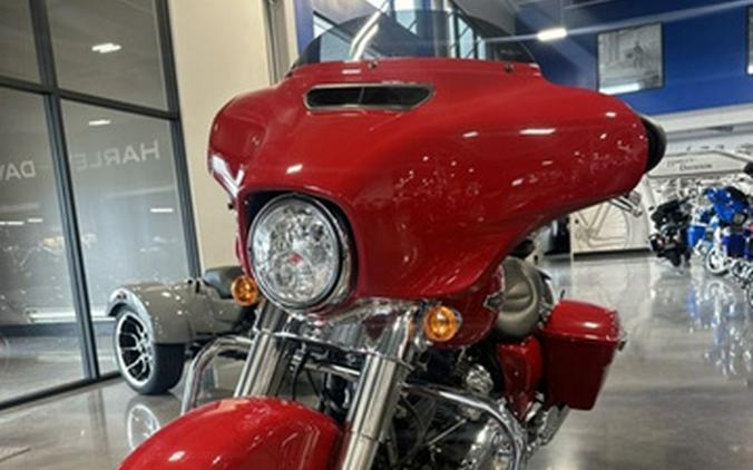 2023 Harley-Davidson FLHX - Street Glide