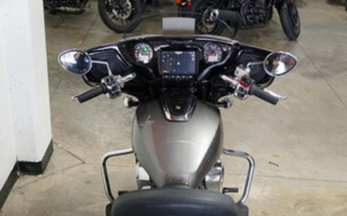 2025 Indian Chieftain Powerplus Limited W/Powerband Audio Hea