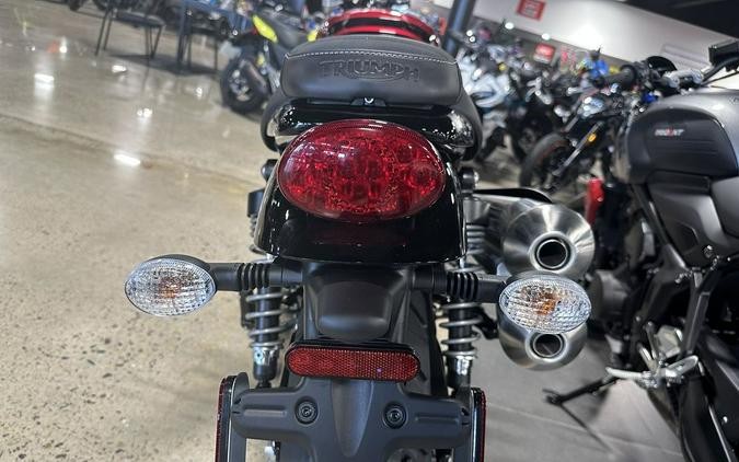 2023 Triumph Scrambler 900 Carnival Red / Jet Black