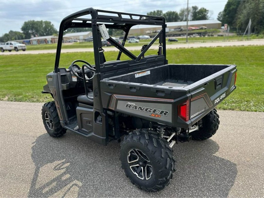 2014 Polaris® Ranger® XP 900 EPS Titanium Matte Metallic LE