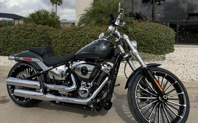 2026 Harley-Davidson Breakout