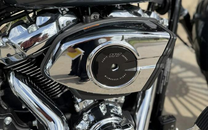 2026 Harley-Davidson Breakout