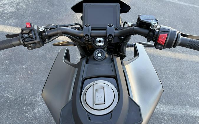 2024 Husqvarna Svartpilen 401