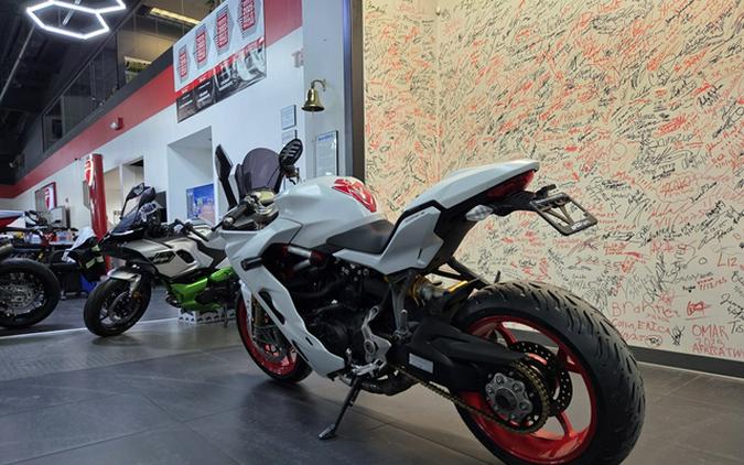 2019 Ducati SuperSport S Base