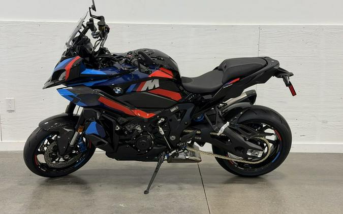 2026 BMW M 1000 XR Blackstorm MetallicM Motorsport