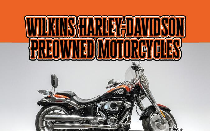 2025 HARLEY-DAVIDSON FLFB FAT BOY in Whiskey Fire/ Vivid Black