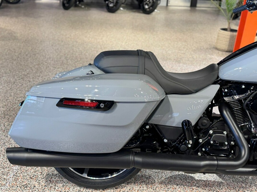 FLTRX 2026 Road Glide