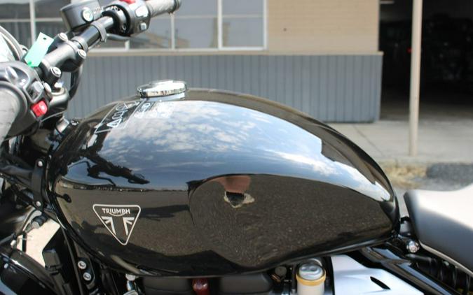 2026 TRIUMPH BONNEVILLE BOBBER