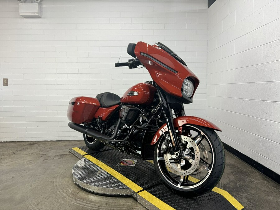 2024 Harley-Davidson Street Glide® WHISKEY FIRE