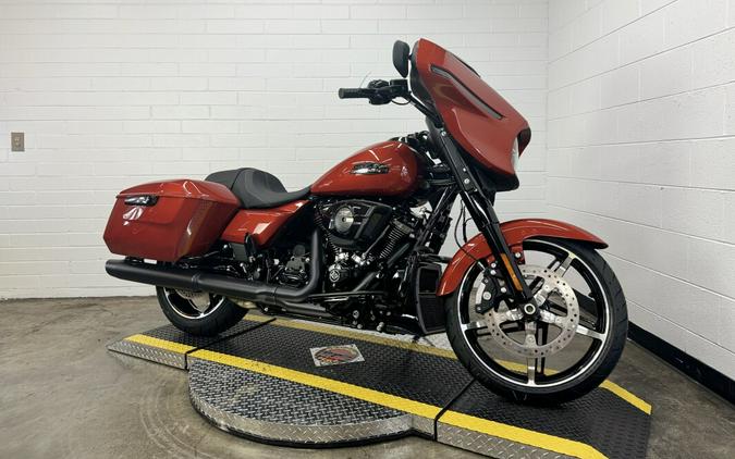 2024 Harley-Davidson Street Glide® WHISKEY FIRE