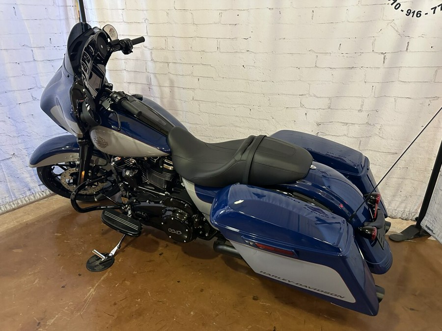 2023 Harley-Davidson Street Glide Special FLHXS Billiard Blue/Billiard Gray