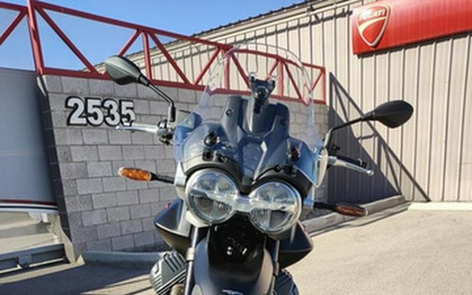 2025 Moto Guzzi V85 Strada