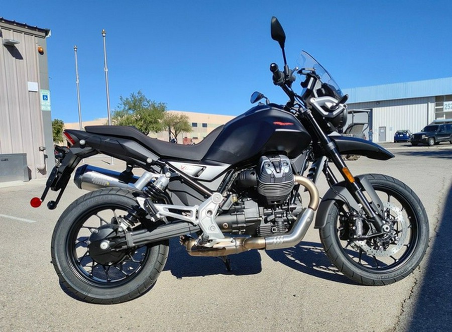 2025 Moto Guzzi V85 Strada